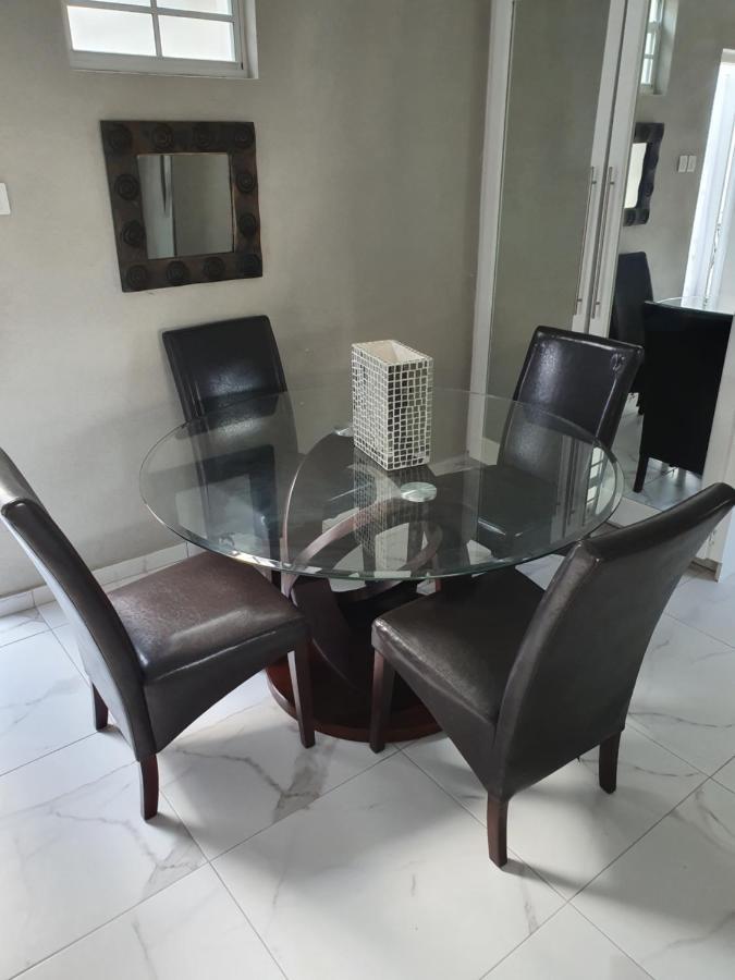 Devachan Apartments Bridgetown Esterno foto